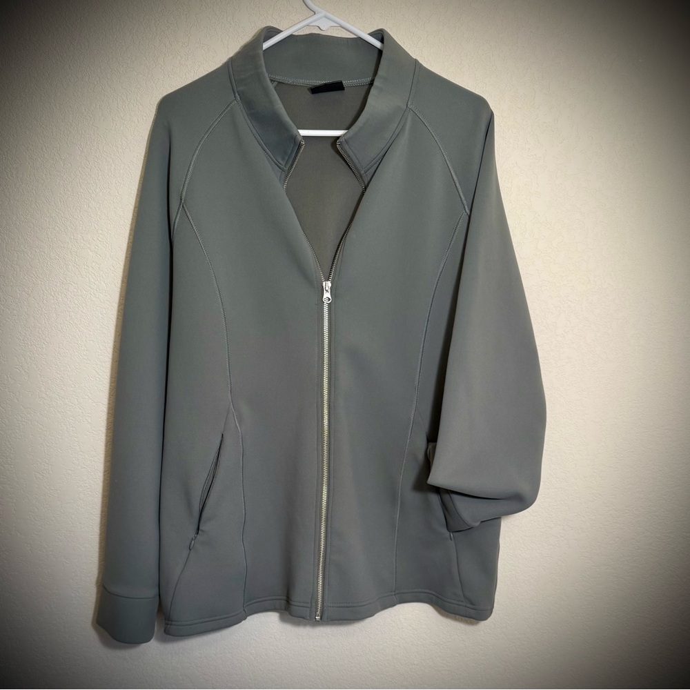 Men's Gray Zip-Up Jacket